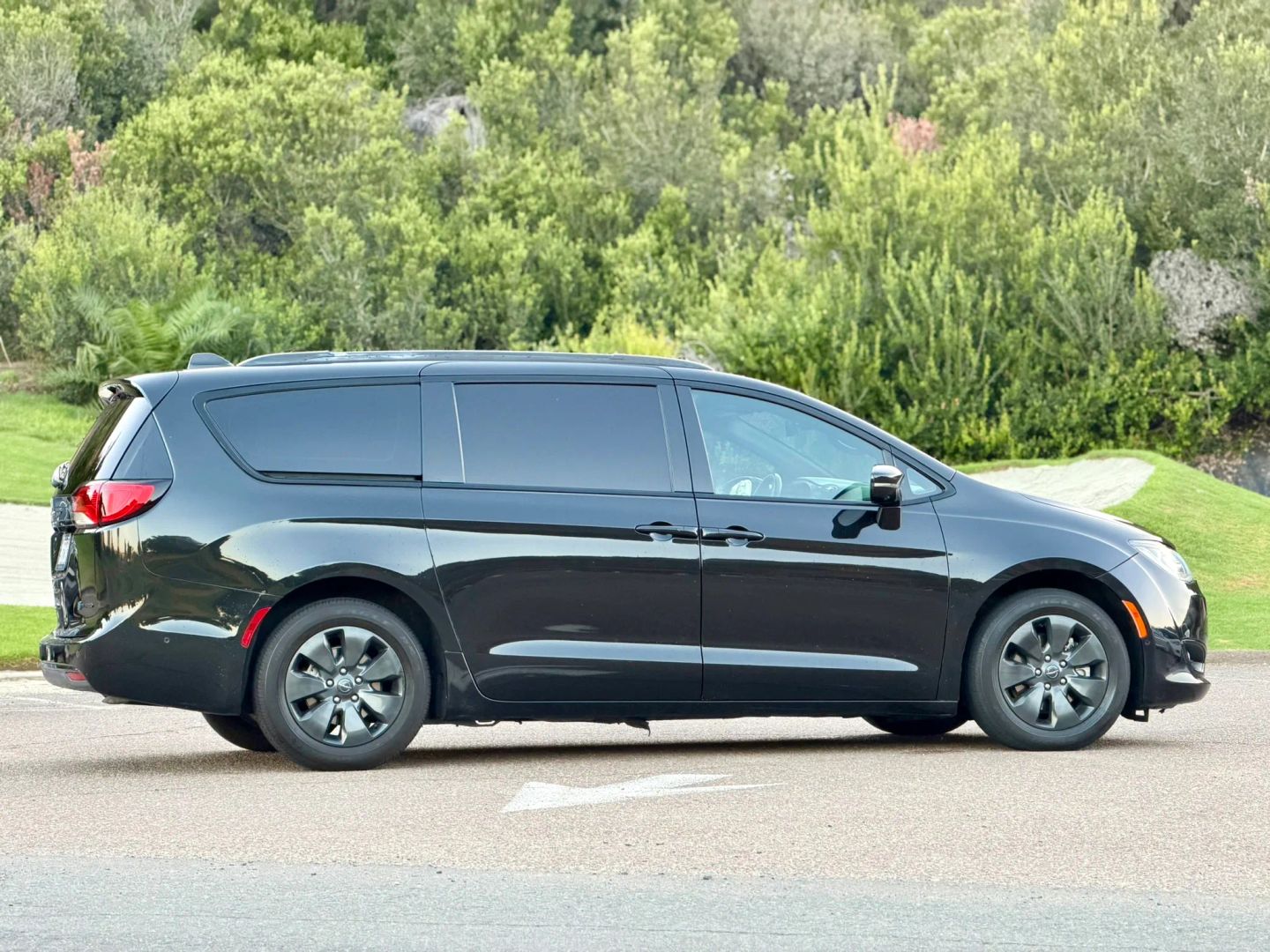 chrysler pacifica hybrid 2020 2C4RC1N77LR112184 image chrysler pacifica hybrid 2020 2C4RC1N77LR112184 image